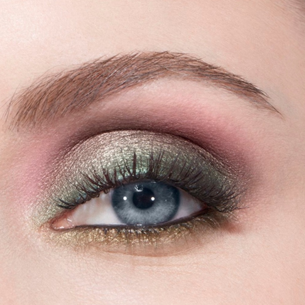 🔔Limited Edition🔔 Chanel Eyeshadow (#338 Parure Baroque) - Picture 8 of 10